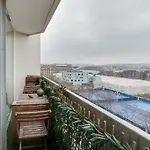 Top Floor Apartment With Patio And Exceptional Views