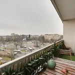 Top Floor Apartment With Patio And Exceptional Views